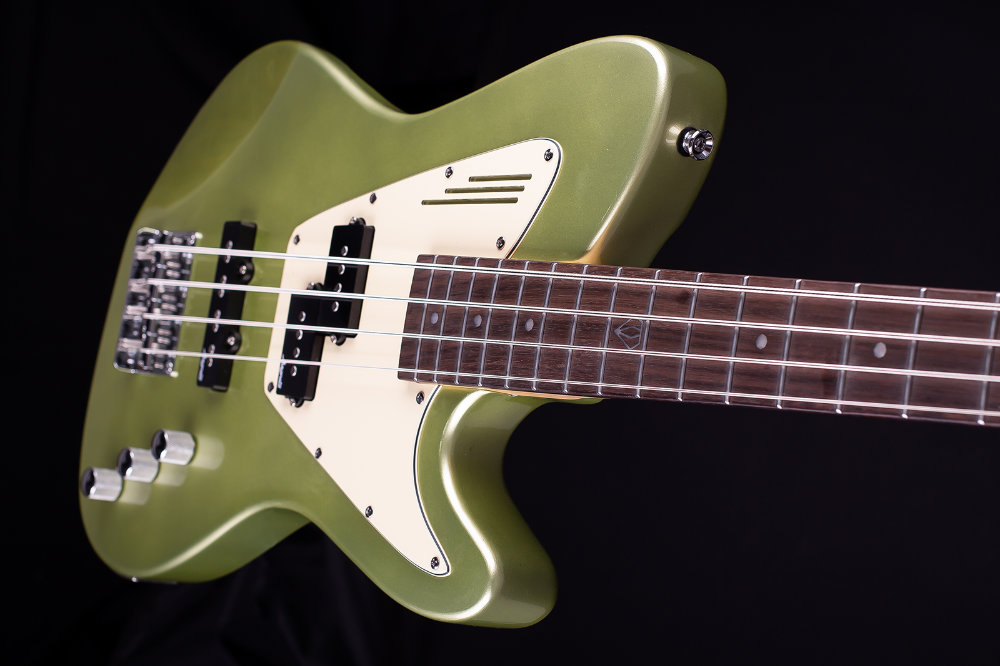 Magneto Guitars, Ruby Bass, Short-Scale, Olive Whisper - Image 2