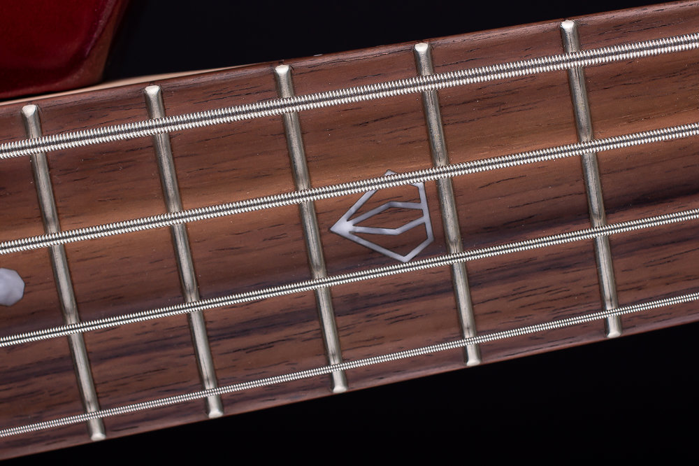 Magneto Guitars, Ruby Bass, Short-Scale, Metallic Red - Image 7